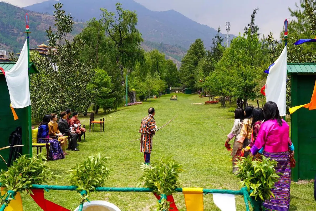 Reyes Bután con reyes de Tailandia
