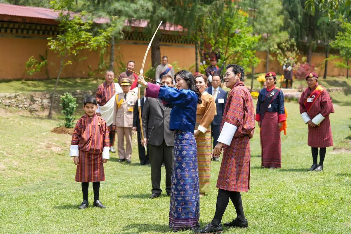 Reyes Bután con reyes de Tailandia