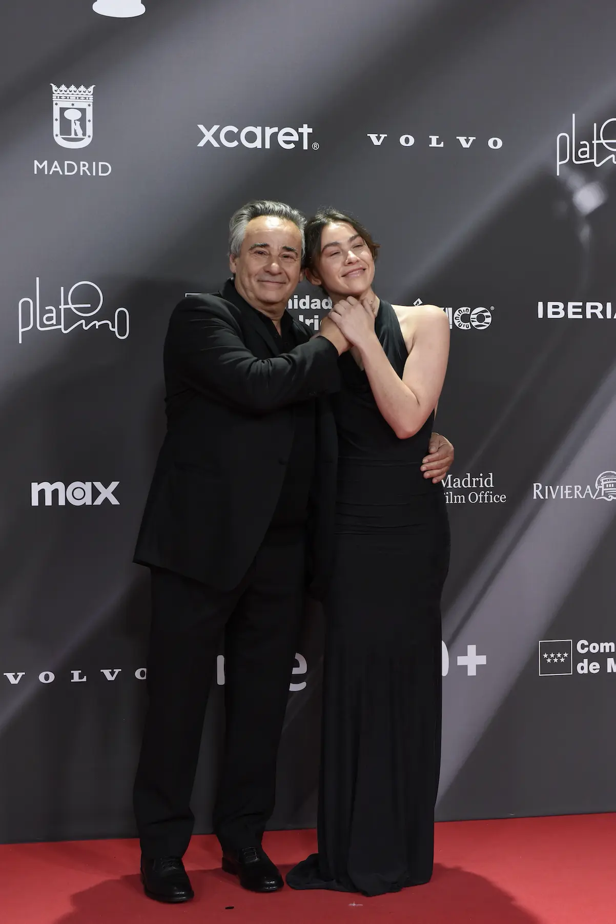 EDUARD Y GRETA FERNANDEZ PREMIOS PLATINO