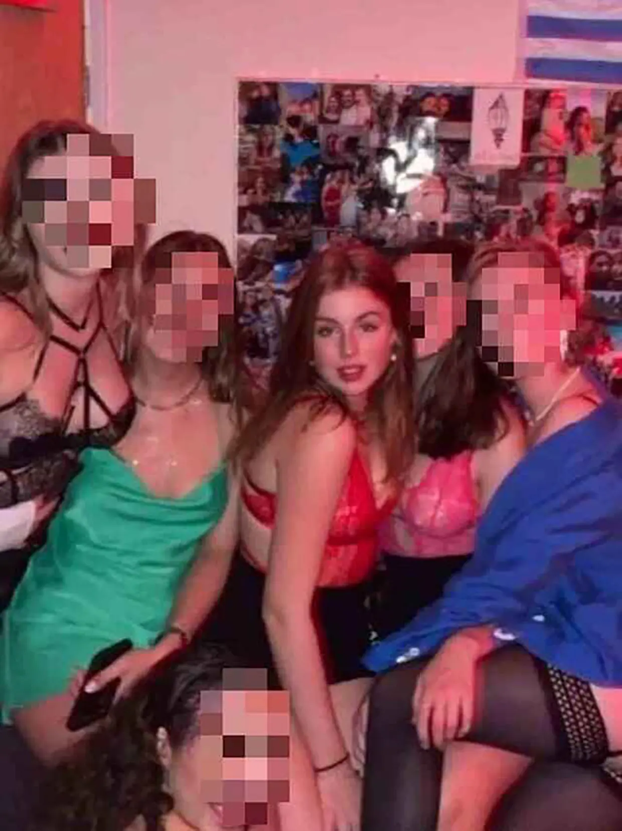 Alexia de Holanda en una polémica foto en el UWC Atlantic College de Gales.