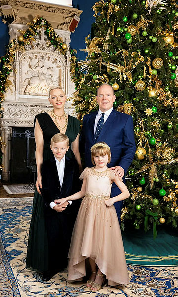 Los hijos de Charlene y Alberto de Mónaco, Jacques y Gabriella, celebran su Primera Comunión: su álbum de fotos