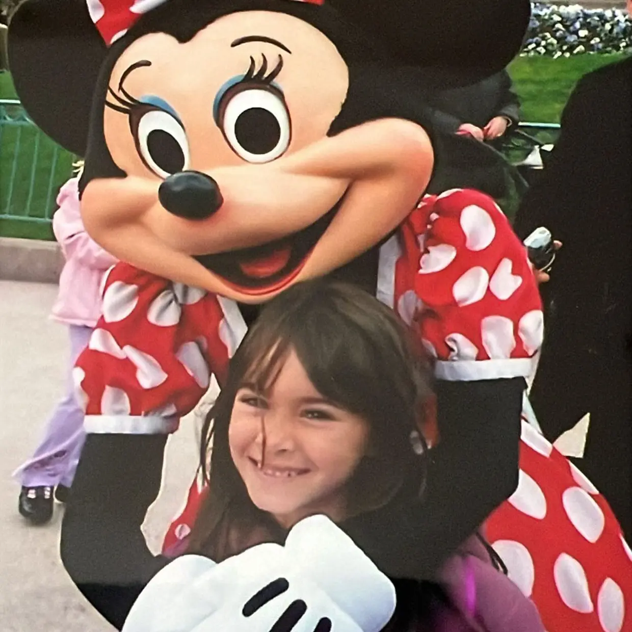 Aitana en Disneyland Paris