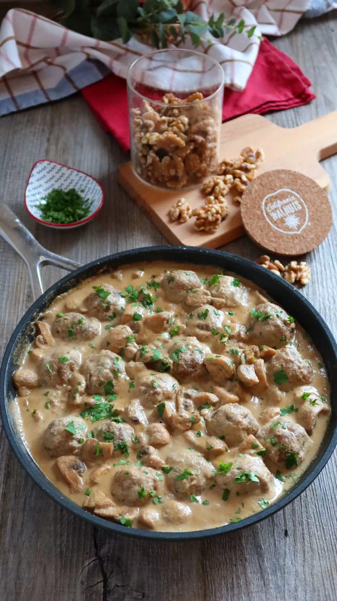 albondigas-salsa-nueces