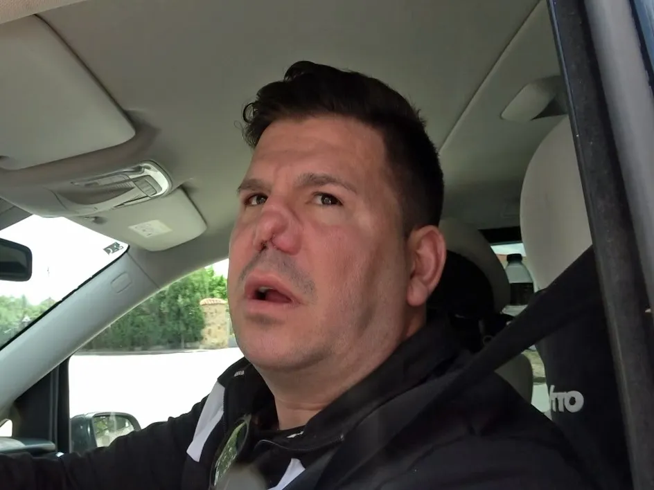 Lucas González en una imagen desde el coche captada por EP.