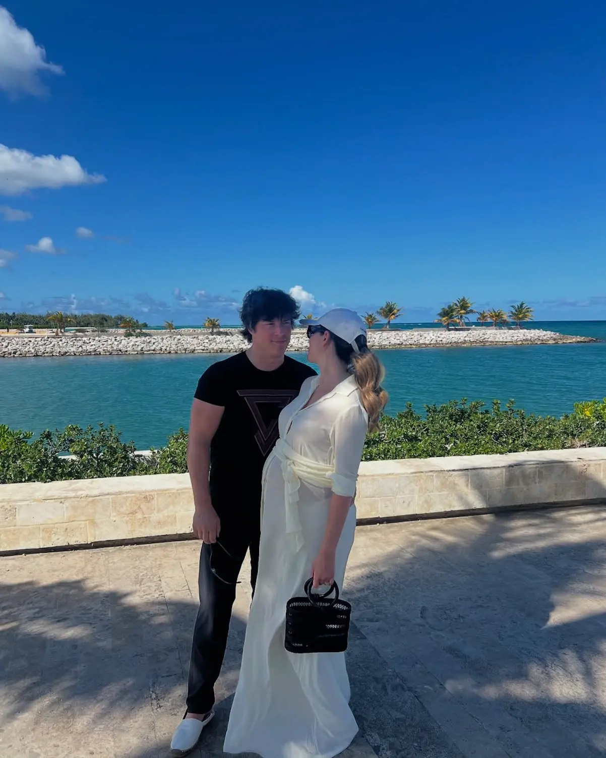 Jordi Cruz y Rebecca Lima en República Dominicana