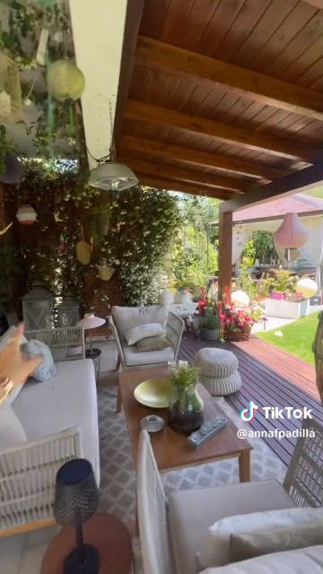 Paz Padilla: así es el increíble jardín con piscina de su casa