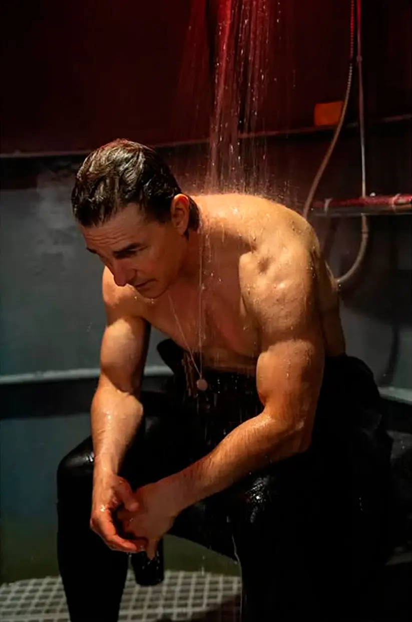Tom Cruise en la ducha.