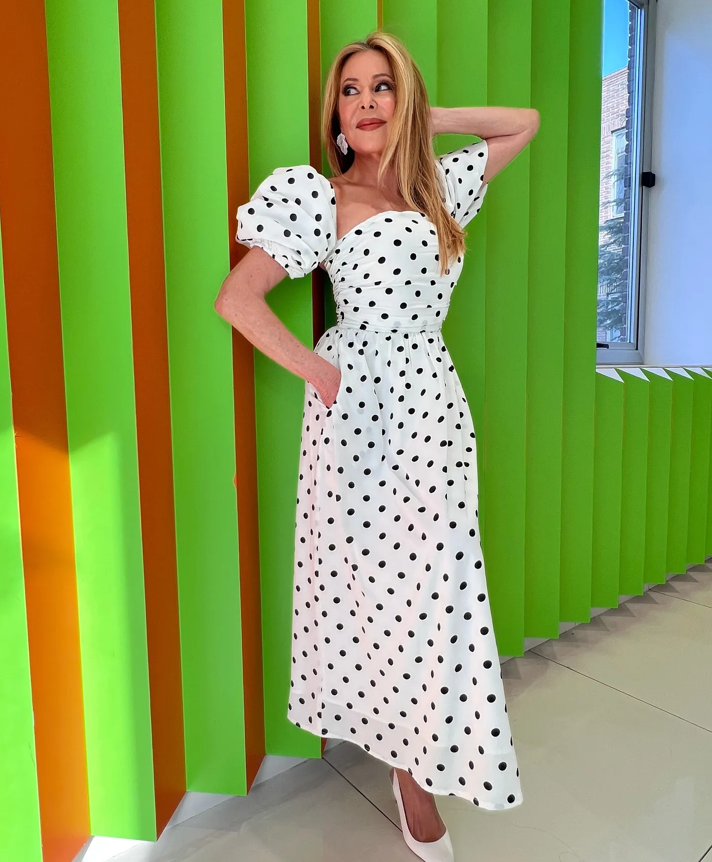 Ana Obregón vestida de blanco.