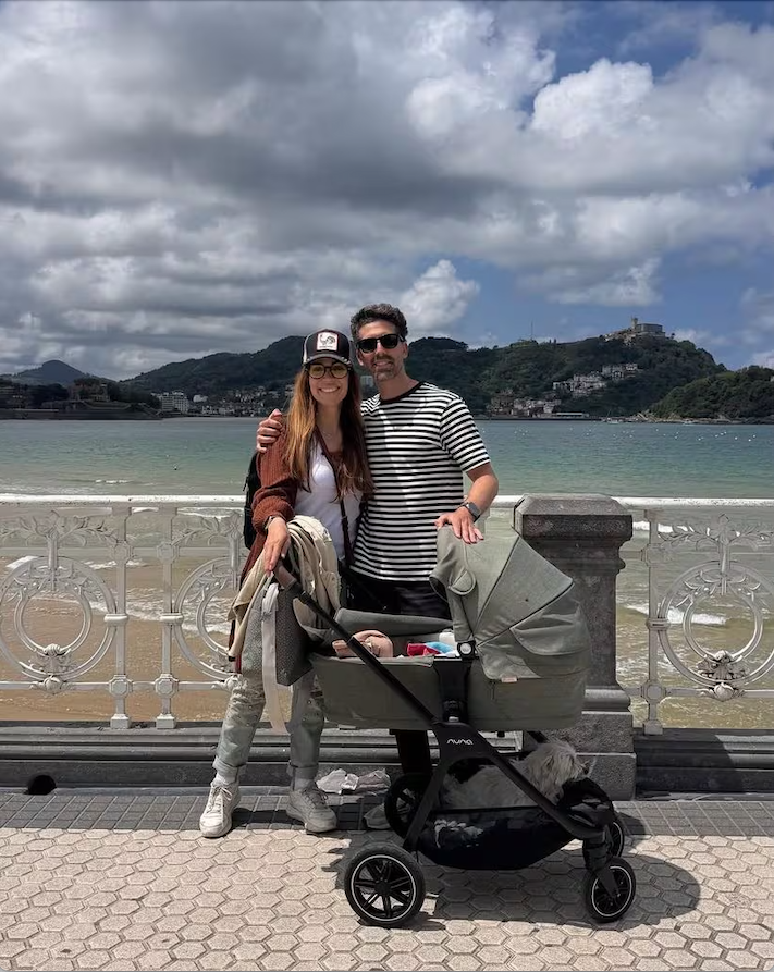 Nerea Garmendia vuelve al trabajo acompañada de su bebé de 2 meses