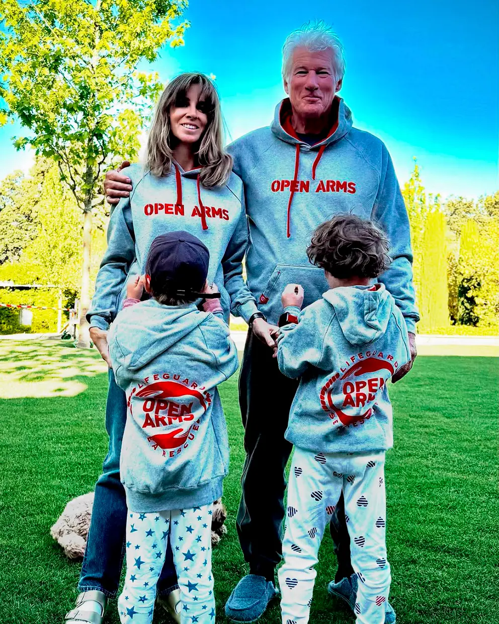 Richard con su esposa, Alejandra, y los dos hijos que tienen en común, Alexander y James.