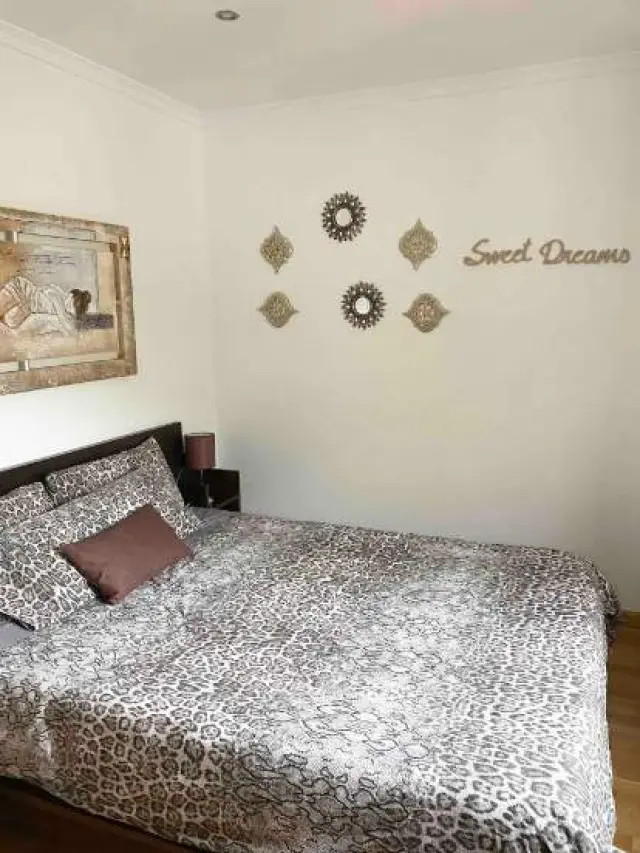 Airbnb victor Janeiro y Beatriz Trapote