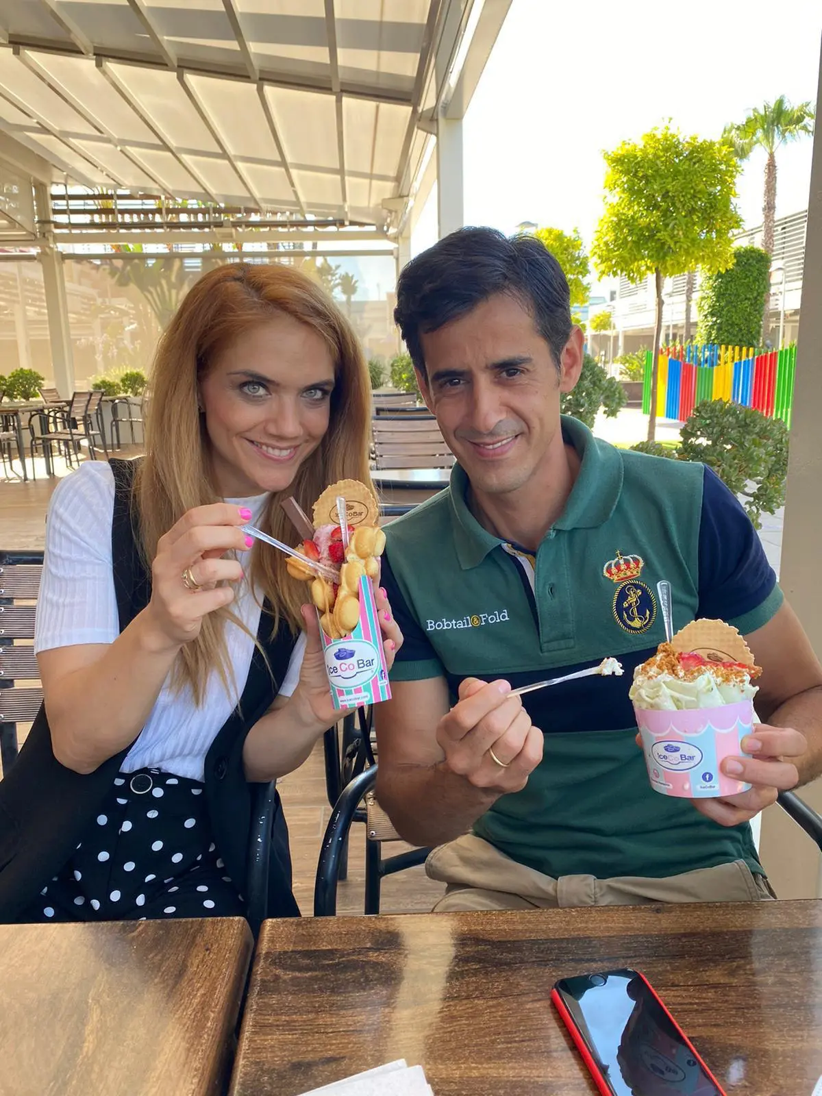 Beatriz Trapote y Víctor Janeiro