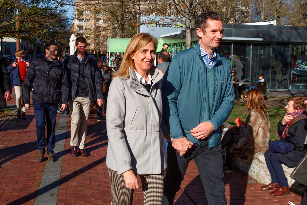 La infanta Cristina paseando junto a su exmarido, Iñaki Urdangarín.
