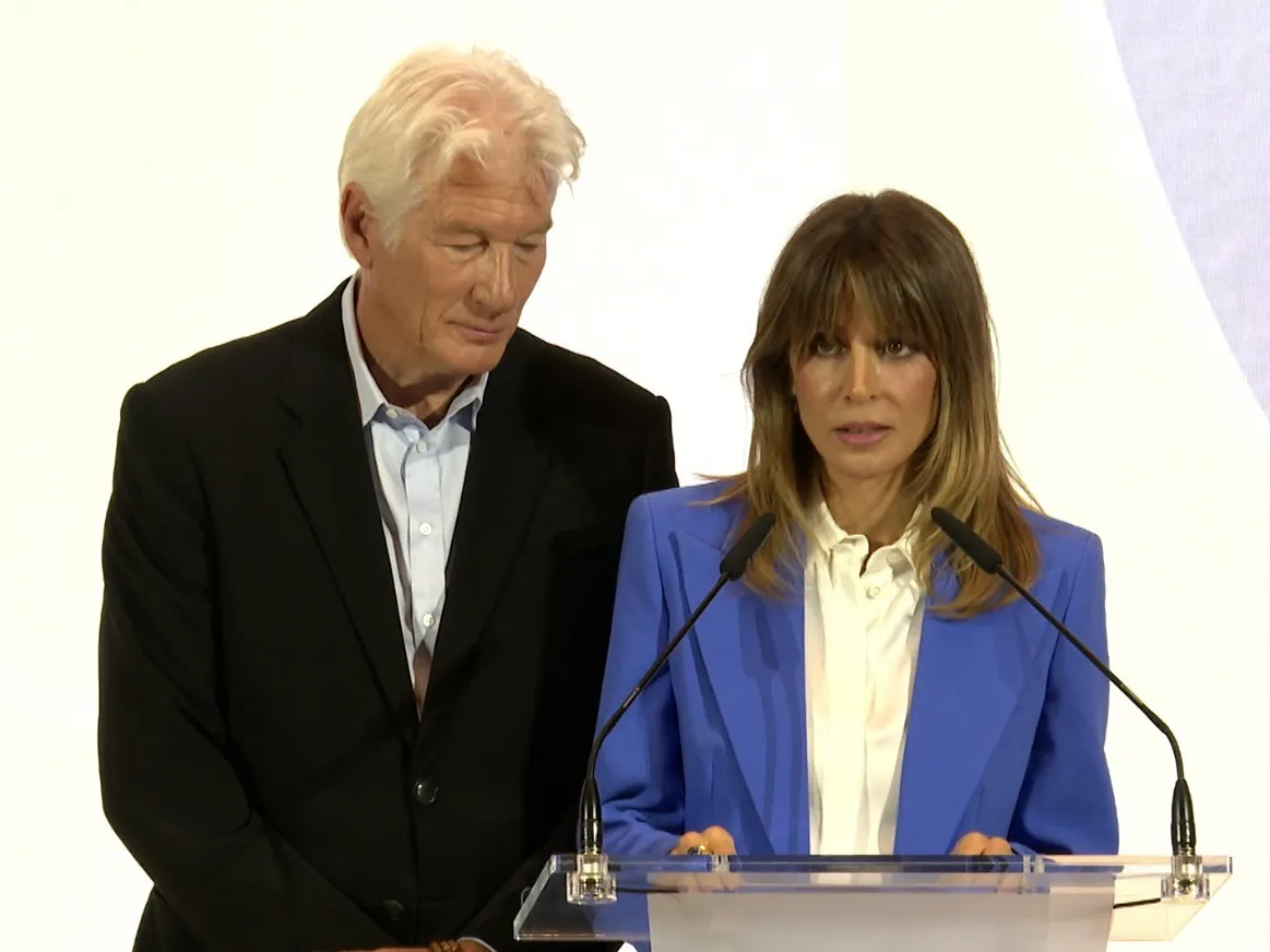 Richard y Alejandra en el evento donde han coincidido con la reina Letizia.