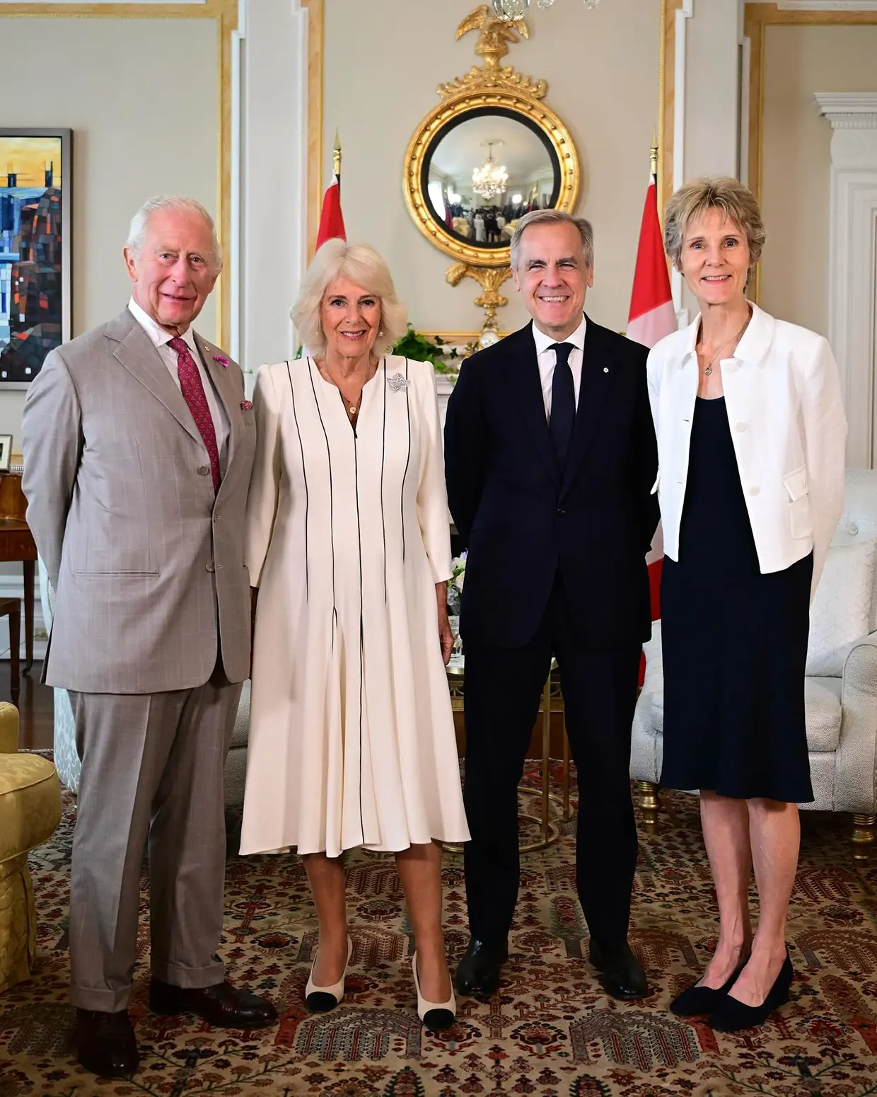 Carlos III y Camilla Parker Bowles a su llegada a Canadá