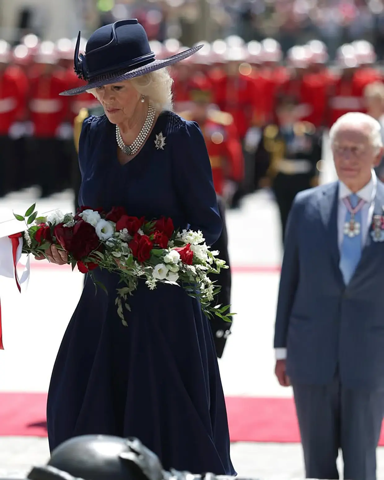 Carlos III y Camilla Parker Bowles en la constitución del 45 parlamento de canadá