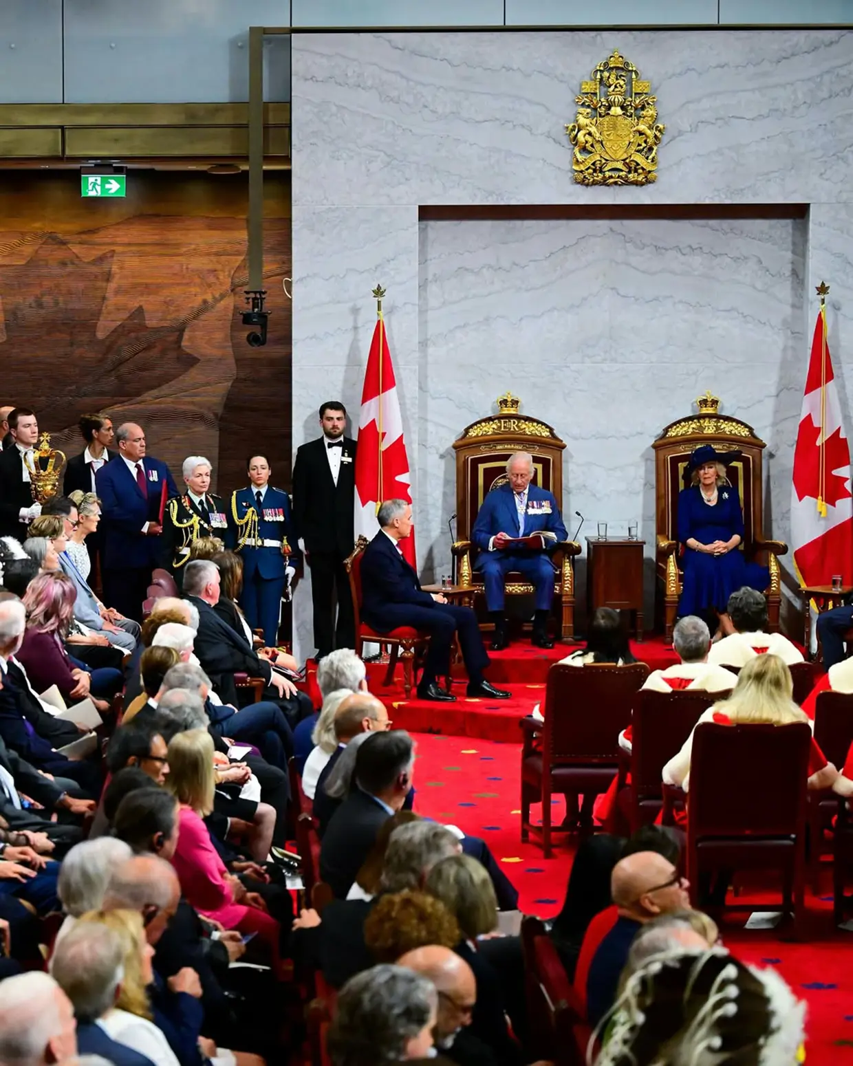 Carlos III y Camilla Parker Bowles en la constitución del 45 parlamento de canadá