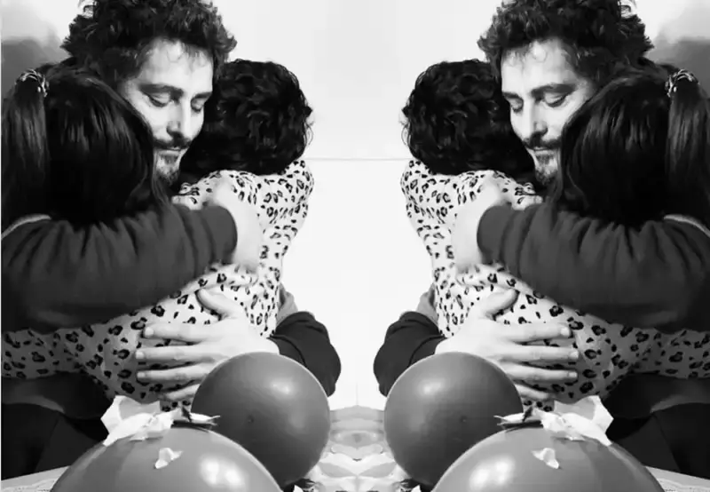 Antonio Pagudo y sus hijos