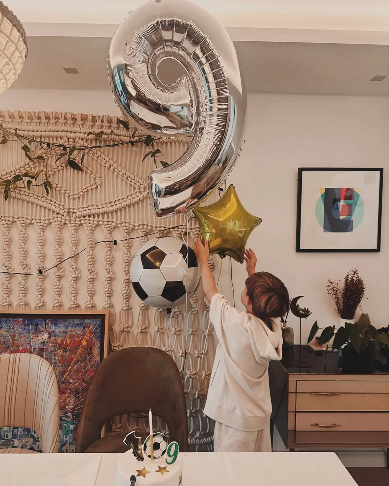 Sara Carbonero con su hijo