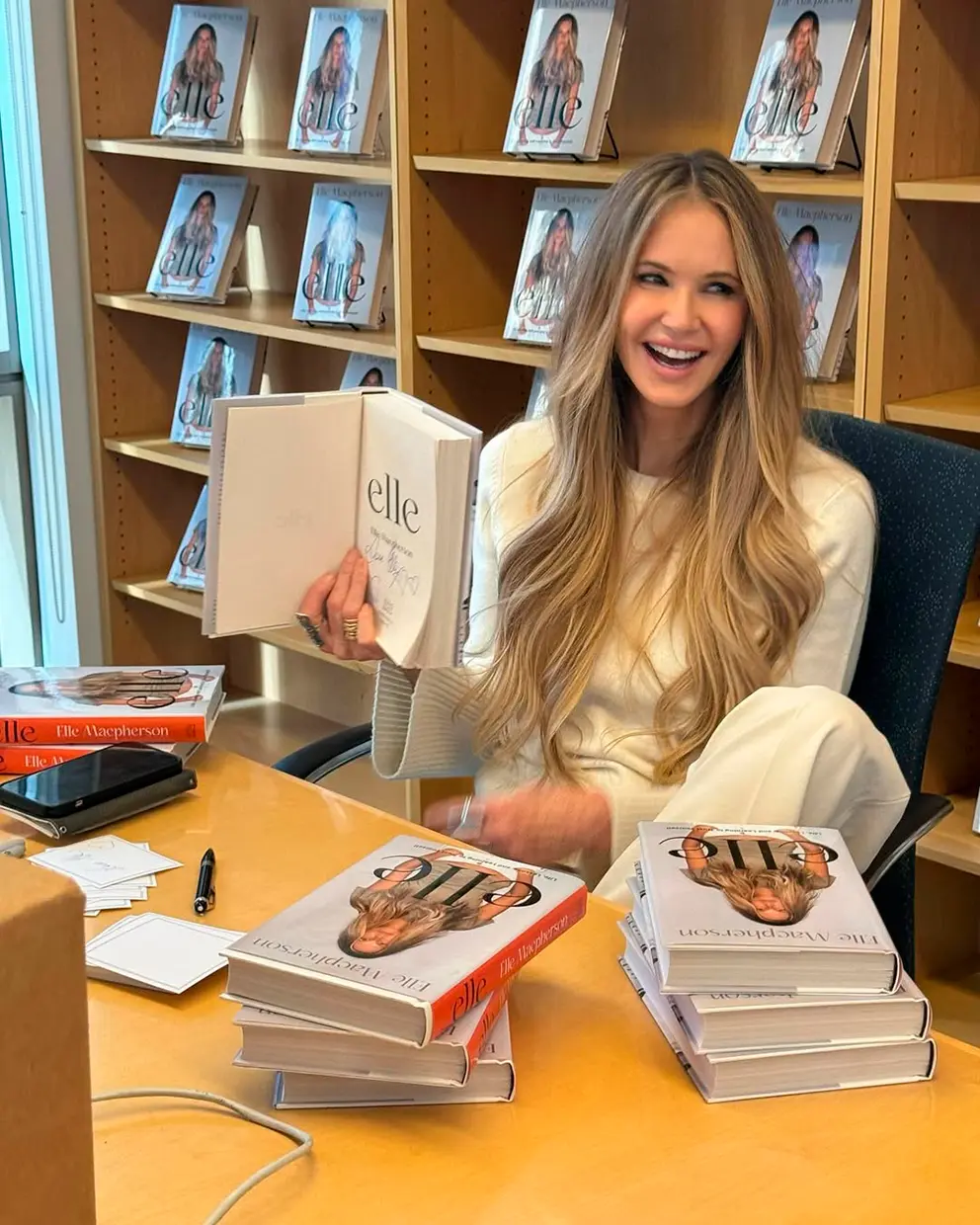 Elle Macpherson ha publicado su autobiografía.