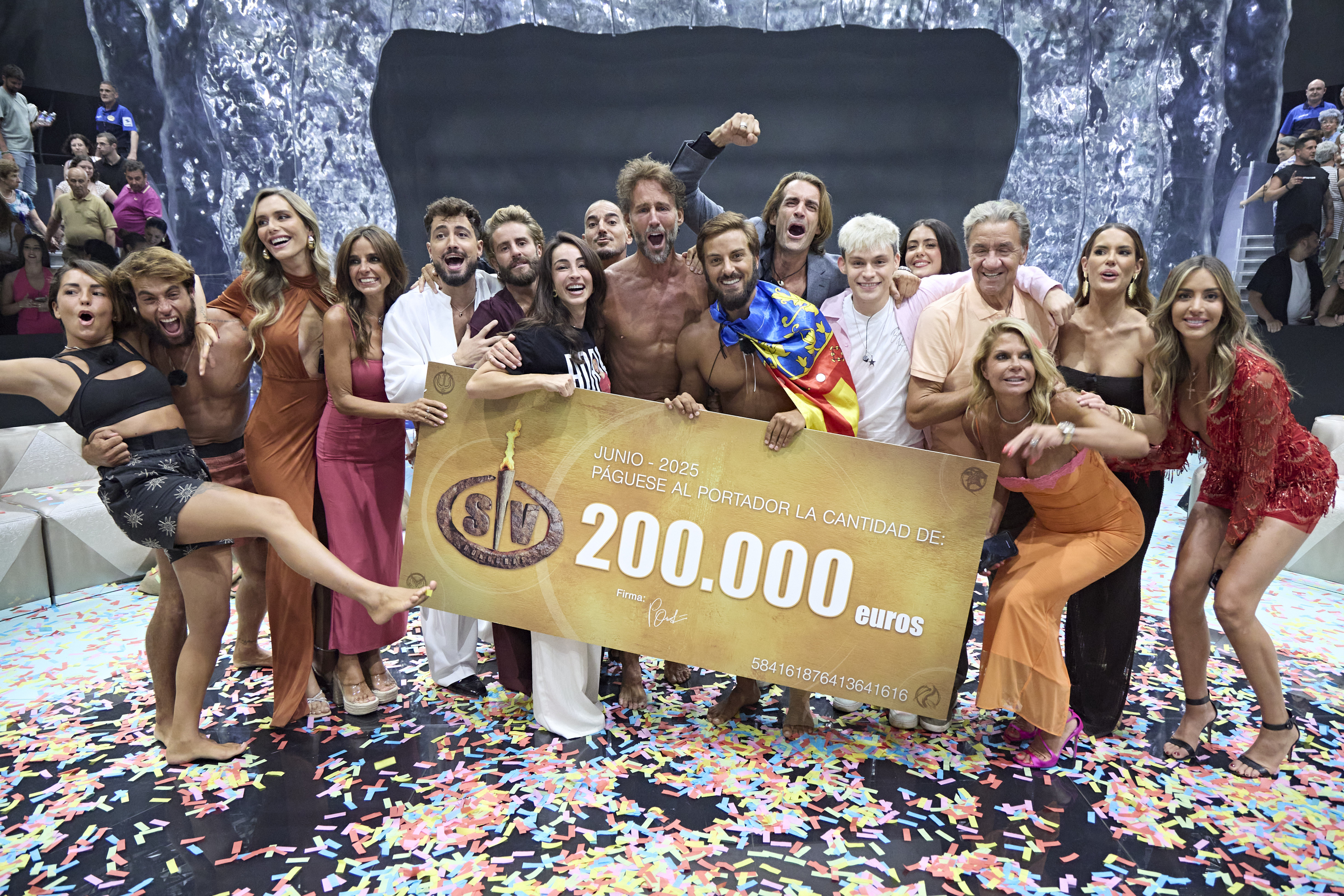 Los concursantes de 'Supervivientes' el día de la final.