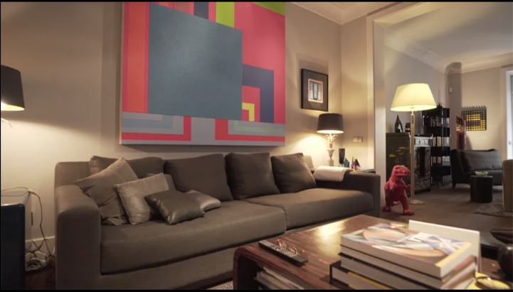 Así es el piso de Boris Izaguirre: muy chic y lleno de color