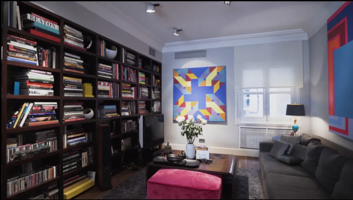 Así es el piso de Boris Izaguirre: muy chic y lleno de color