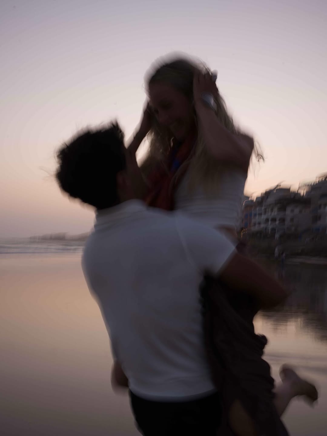 Óscar Casas y Ana Mena: las fotos más románticas de sus vacaciones