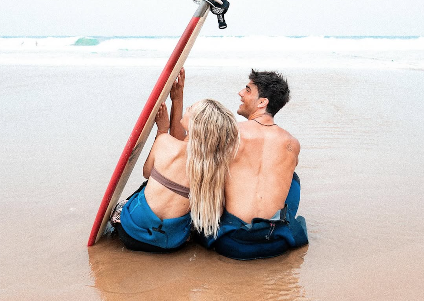 Óscar Casas y Ana Mena: las fotos más románticas de sus vacaciones