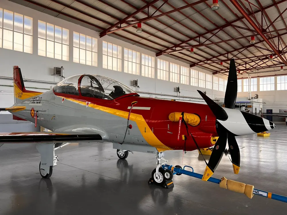avión leonor