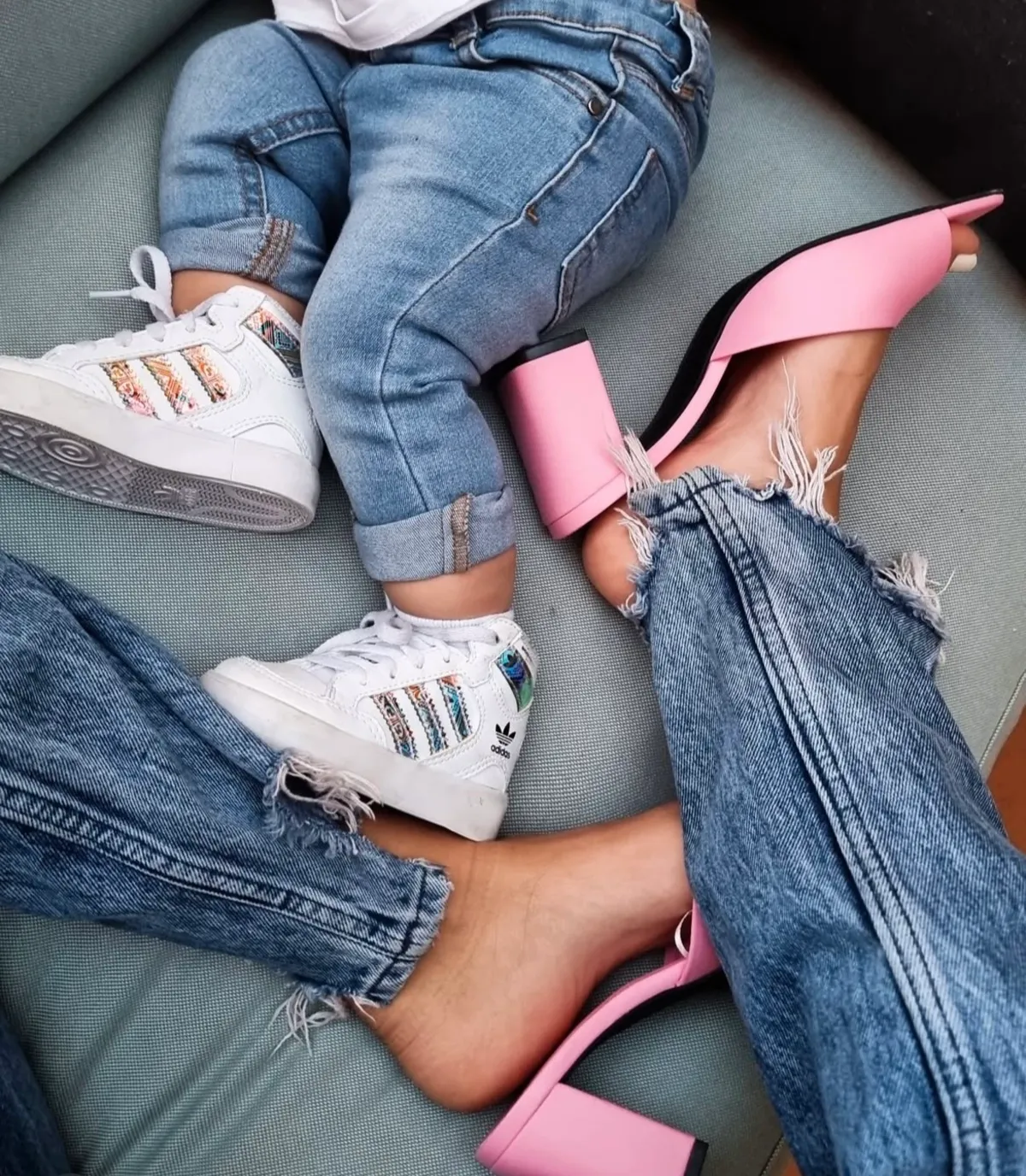 Redes sociales de Anita Williams con su hijo Thiago