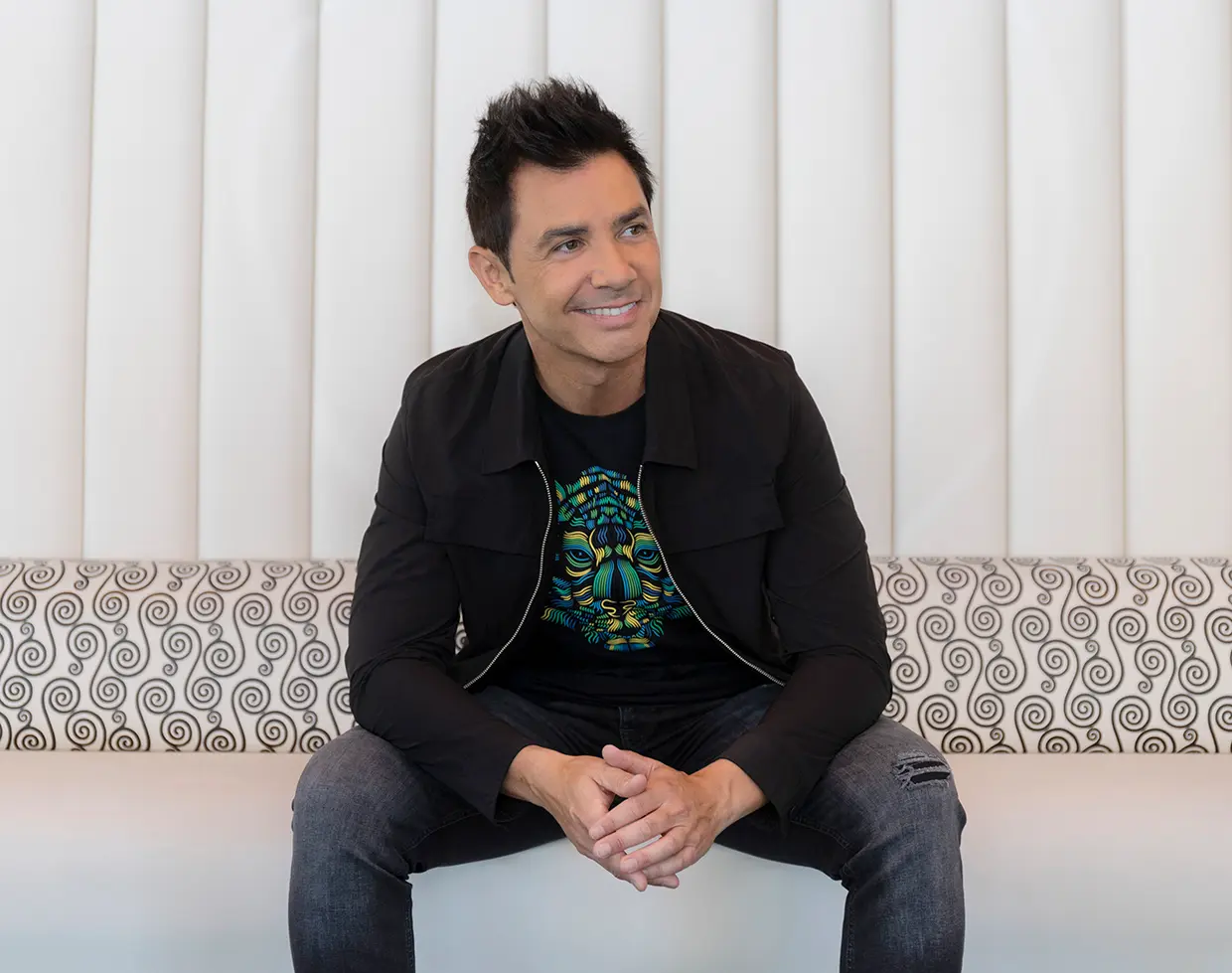 David Civera posando