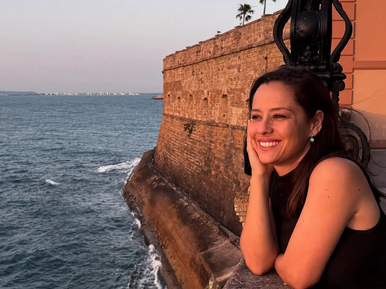 Sara Rubio posando en Cádiz