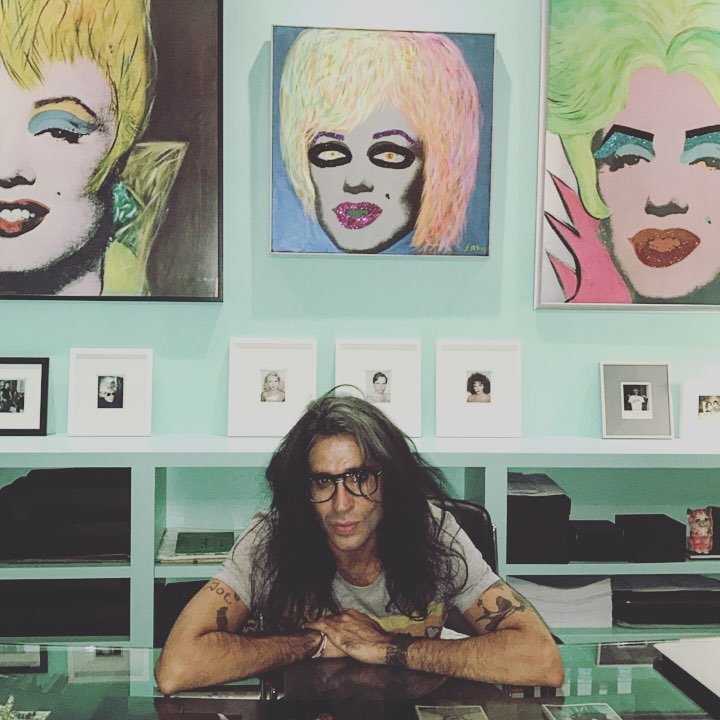 Las casas de Alaska y Mario.