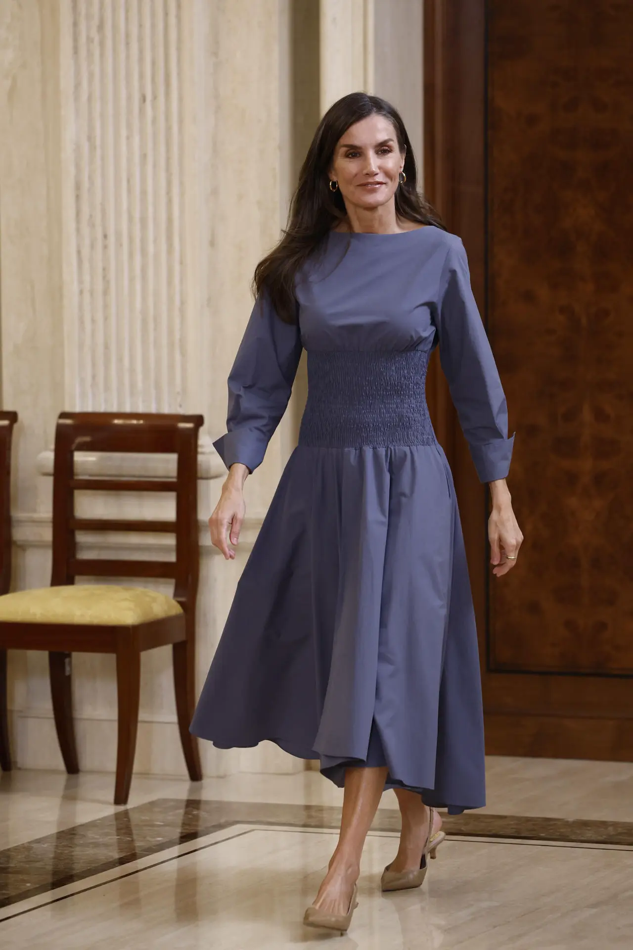 reina letizia agenda zarzuela vestido