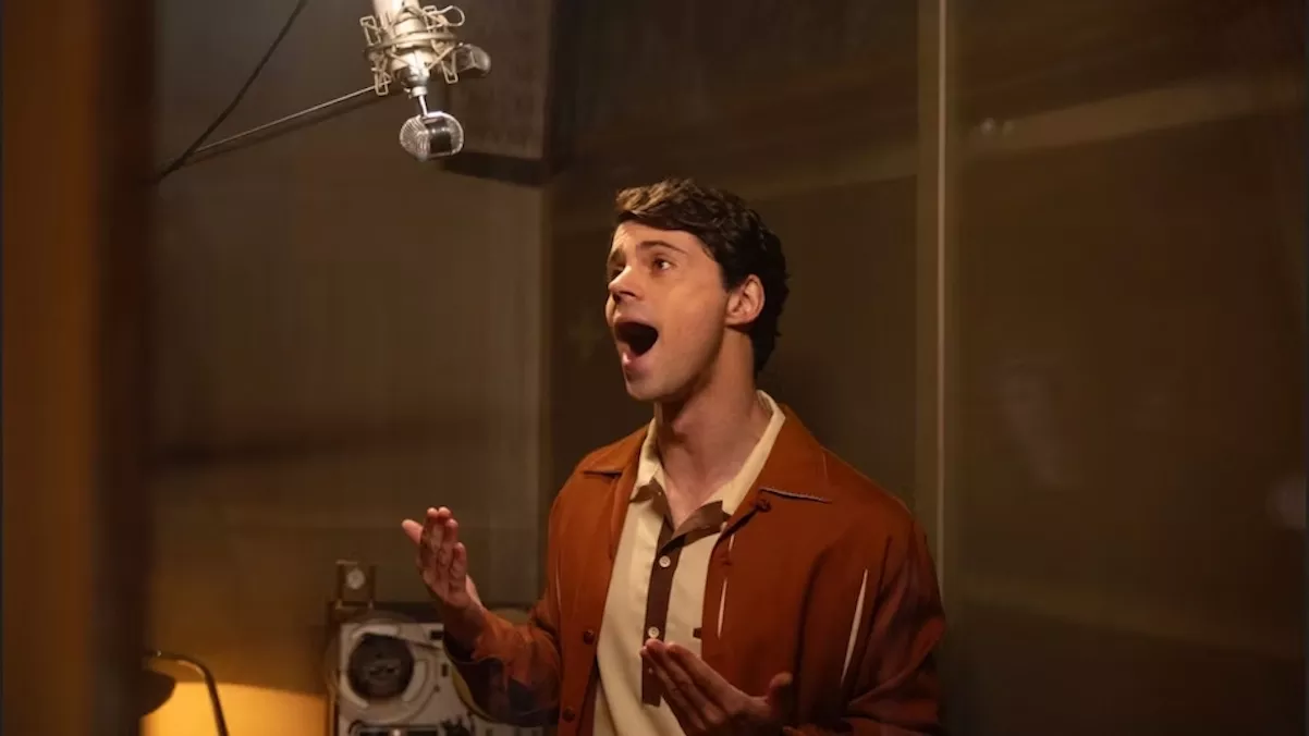 Javier Morgade como Raphael en 'Aquel'