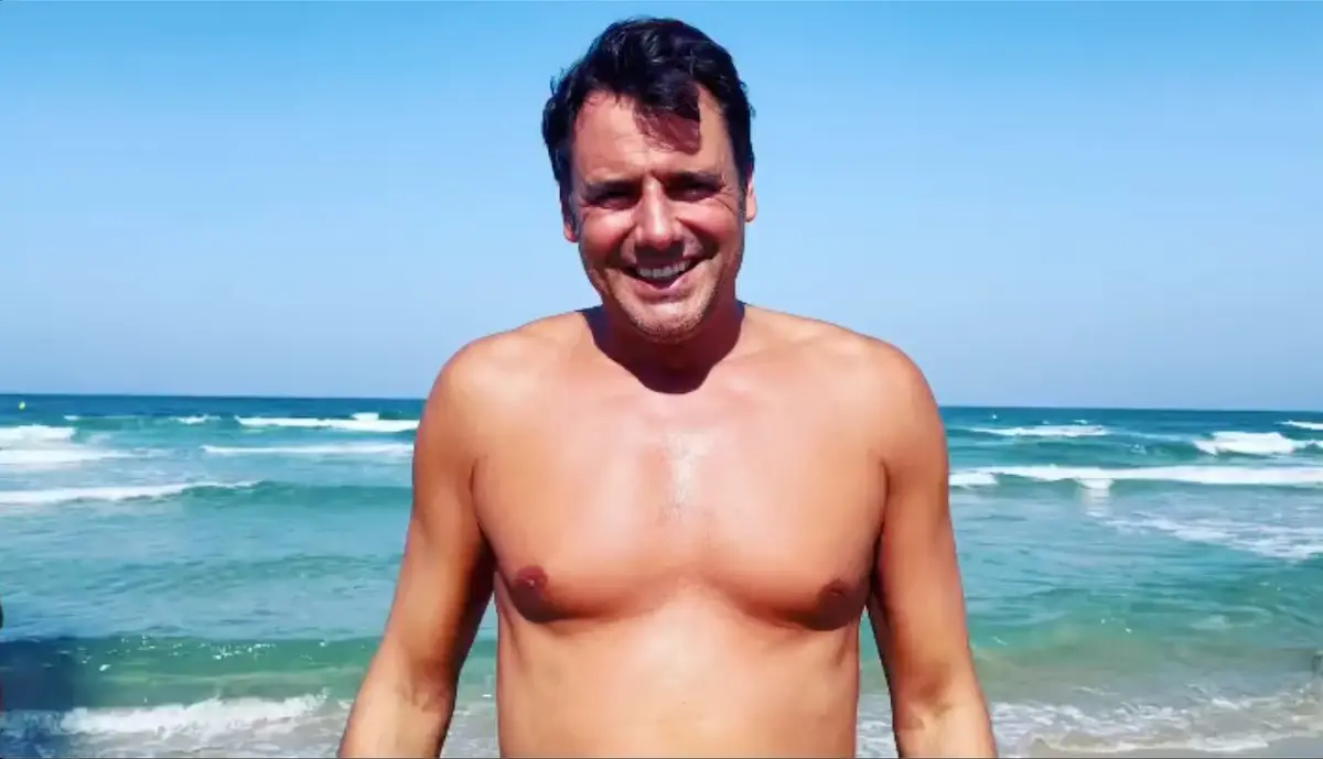 Ion Aramendi en la playa