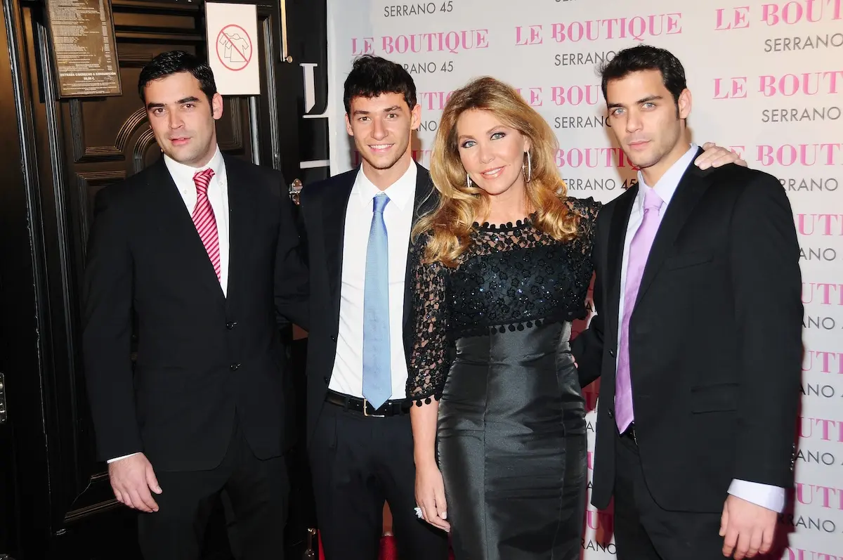 NORMA DUVAL CON MATTHIAS KUHN Y SUS TRES HIJOS Y NUERA, MARC , YELKO Y CHRISTIAN OSTARCEVIC