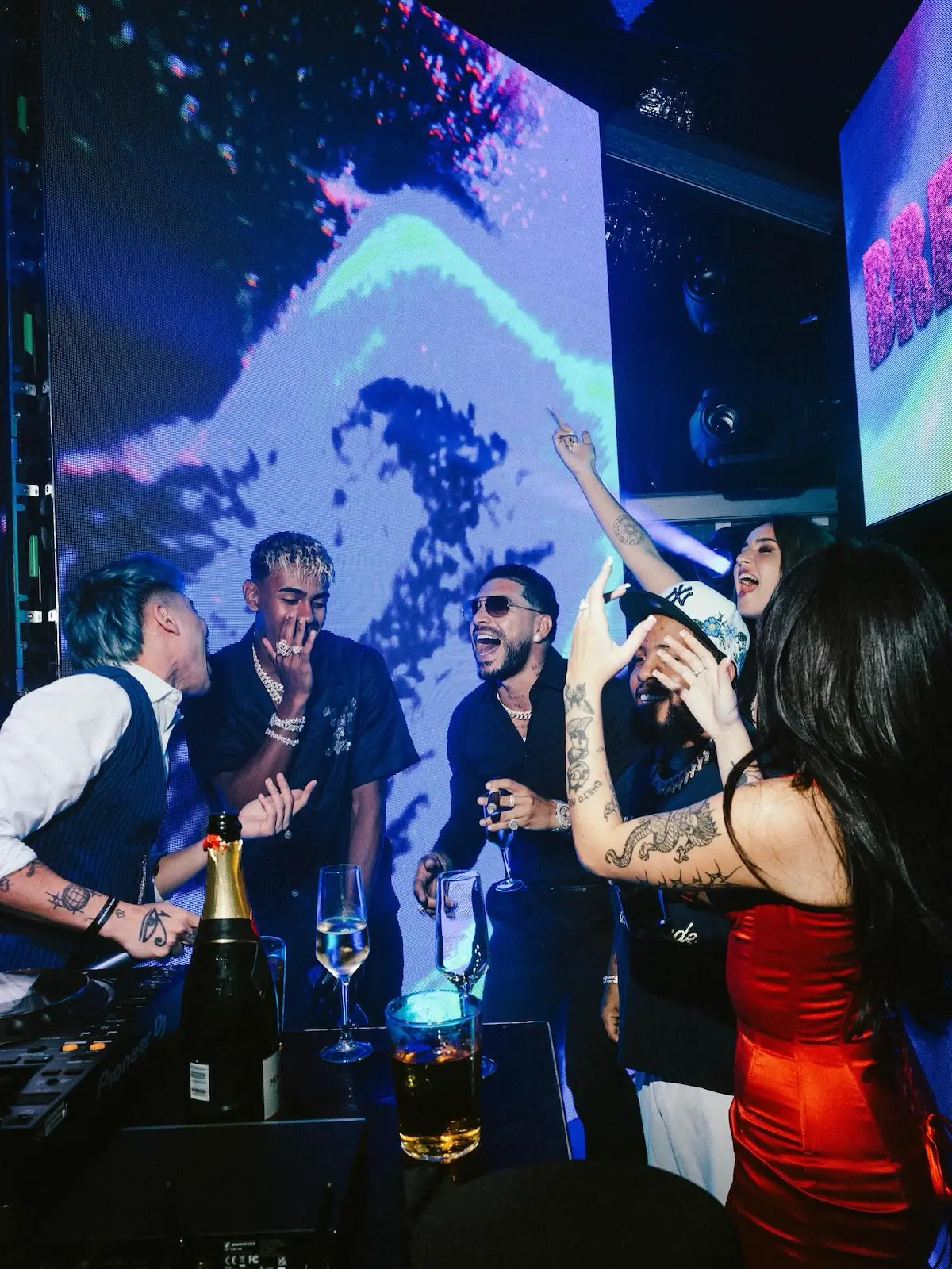 Lamine Yamal con sus amigos de cumpleaños