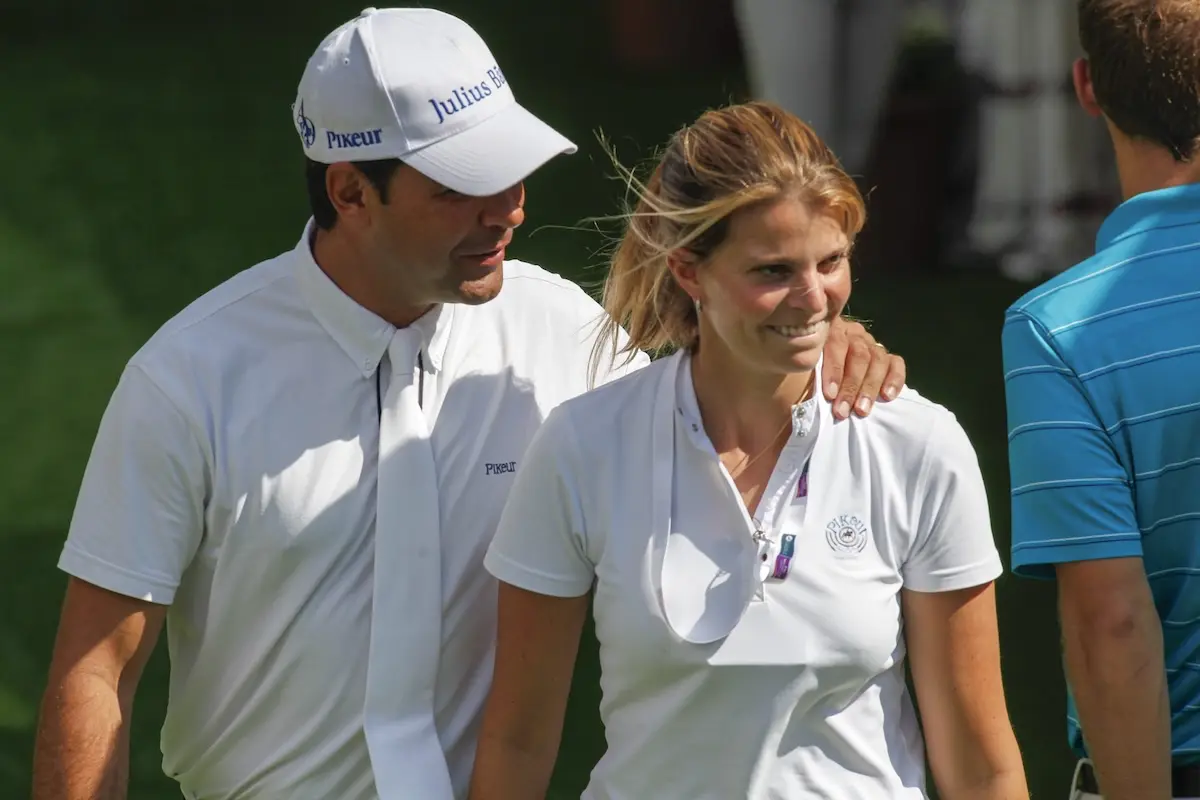 Athina con su anterior pareja