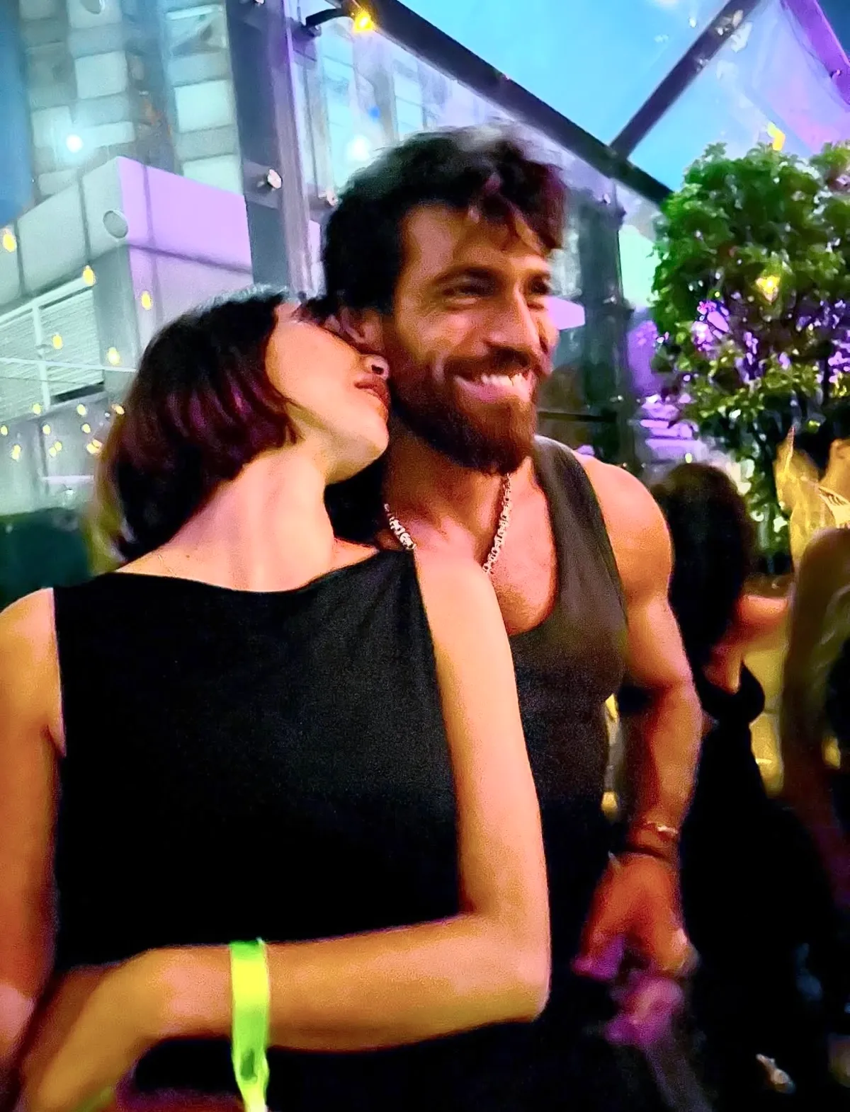 Can Yaman y Sara Bluma, muy enamorados