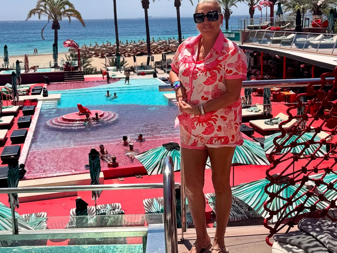 belen esteban vacaciones ibiza