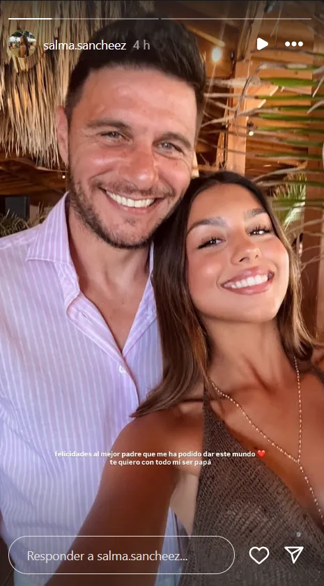 Joaquín con su hija en una imagen compartida por Salma Sánchez para felicitarle por su cumpleaños