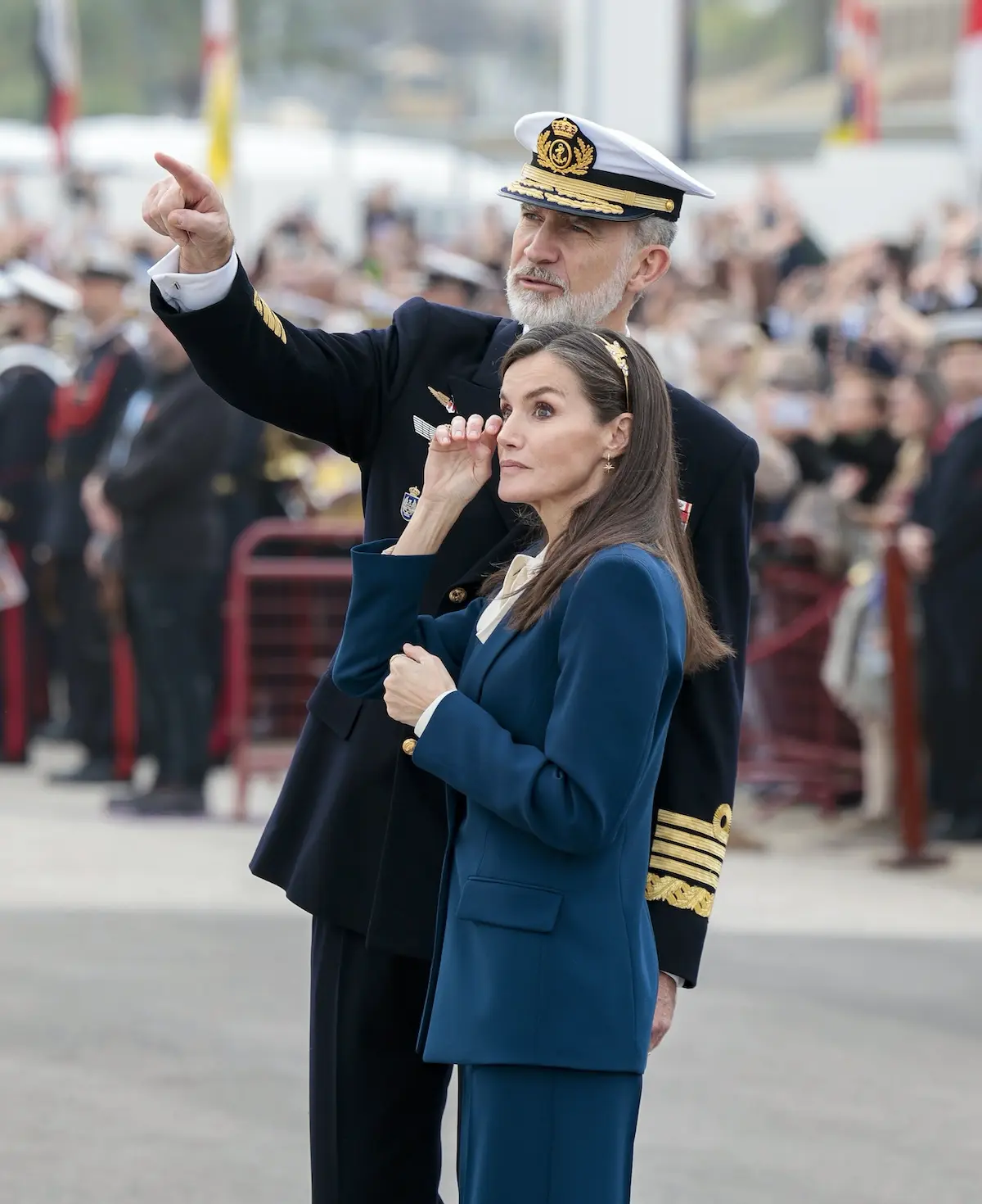 Los reyes emocionados