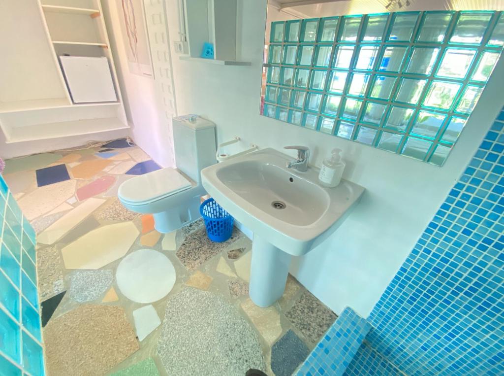 María Jiménez: así es su casa de Cádiz que su hijo alquila por 140 euros al día