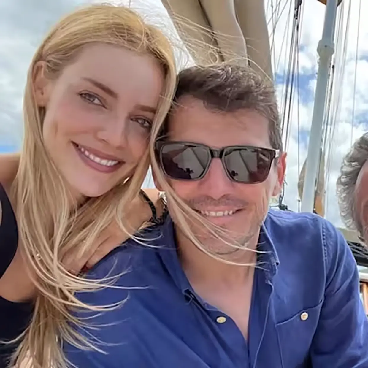 Alejandra Onieva con Iker Casillas.