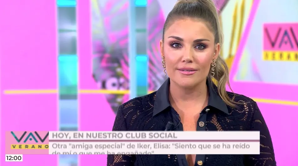 Captura de Vamos a ver de la presentadora dando paso a la noticia de Elisa, contra Iker Casillas