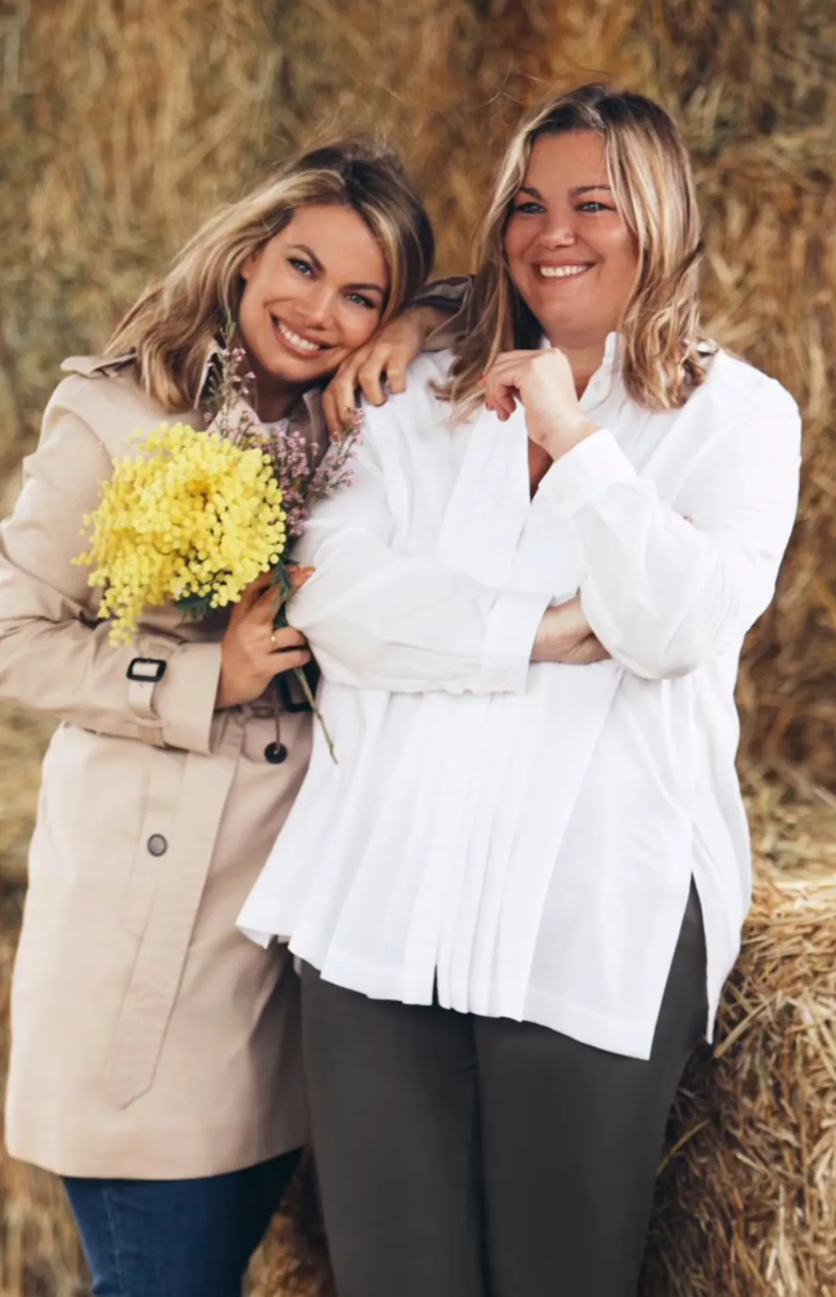 Carla Goyanes con su hermana, Caritina Goyanes