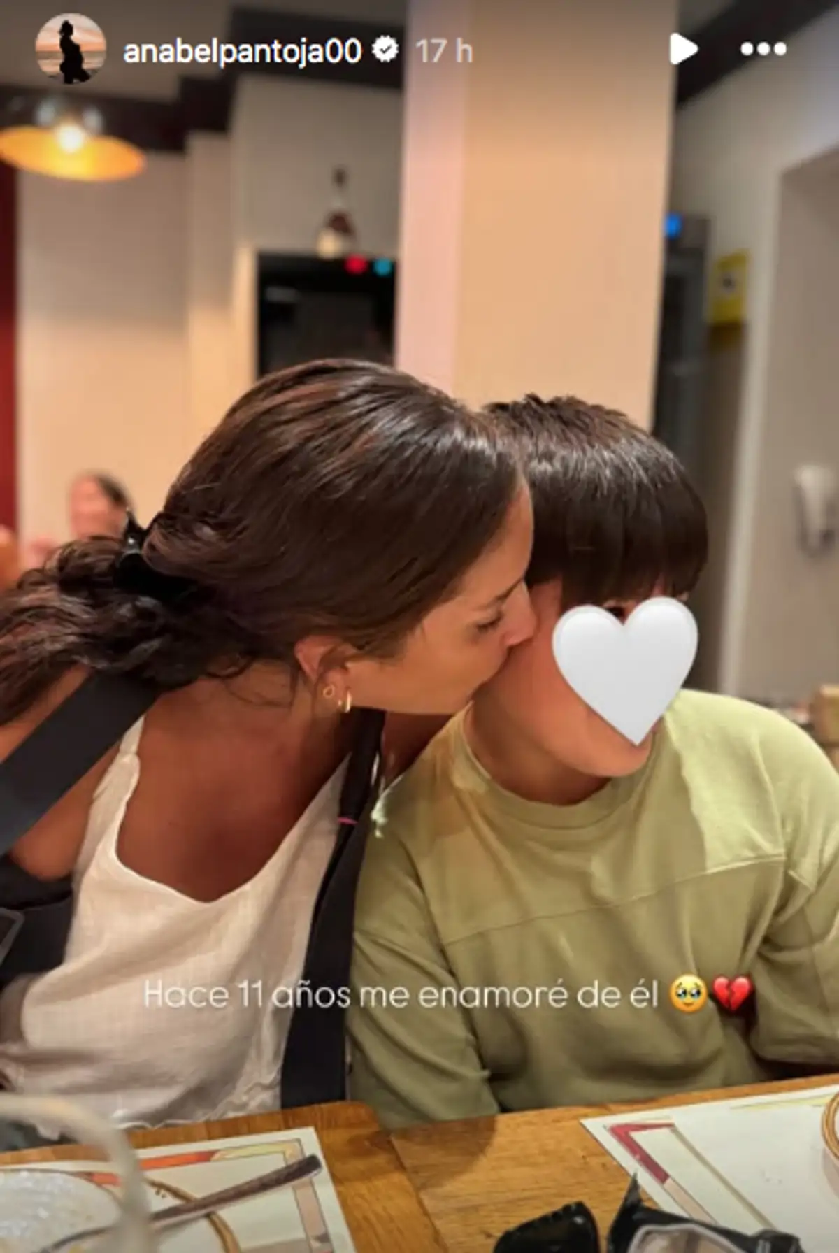 Anabel Pantoja con su sobrino, Albertito.