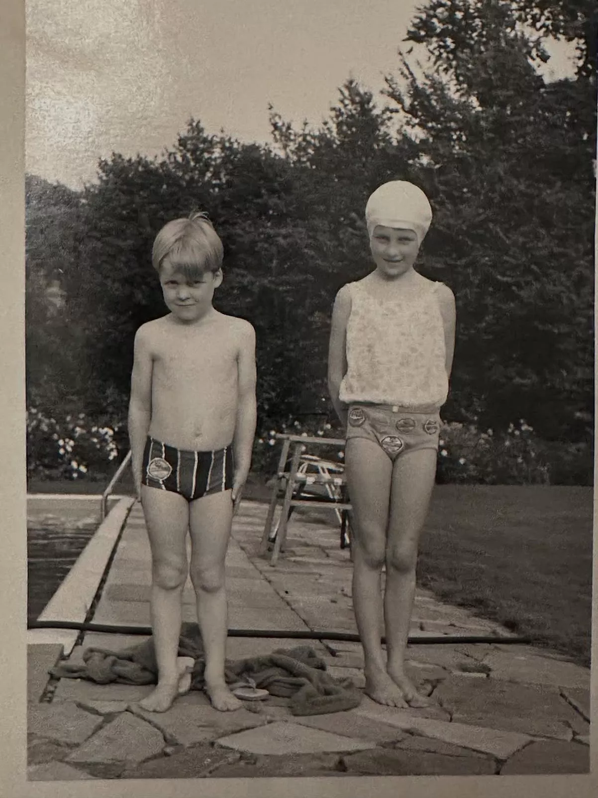 Diana y Charles de niños